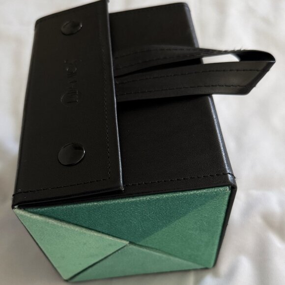 Miamica Sunglass Organizer Case Slots Men Women Multiple Holder Hanging Storage - Picture 10 of 12